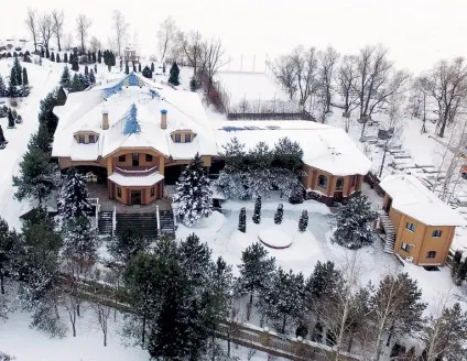 Де живе Філіп Кіркоров, заміський будинок пилипа Кіркорова в Мякінінской заплаві