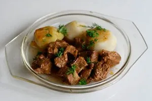 Яловичина на сковороді (яловичина на сковороді) Яловичина на сковороді