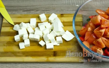 Грецький салат рецепт класичний з покроковими фото (як приготувати грецький салат) Грецький салат рецепт класичний з покроковими фото