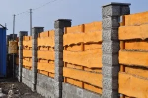 З чого найдешевший паркан думку фахівців і фото огляд (фото) З чого найдешевший паркан думку фахівців і фото огляд