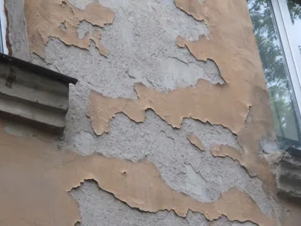 Через що руйнується фасад будівель основні причини - все просто! Все просто! (Причини) Через що руйнується фасад будівель основні причини - все просто! Все просто!
