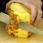 Як чистити ананаси