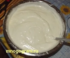 Як спекти бісквітний торт