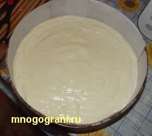 Як спекти бісквітний торт