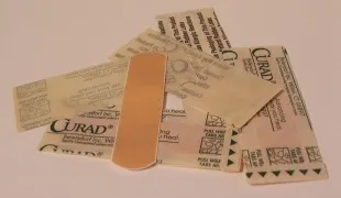 Як позбутися від подряпин на руках (можна) Як позбутися від подряпин на руках