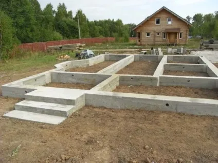 Який фундамент вибрати для будинку з піноблоків відео-інструкція по вибору своїми руками, як (піноблоків) Який фундамент вибрати для будинку з піноблоків відео-інструкція по вибору своїми руками, як