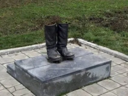 Яке життя в зате