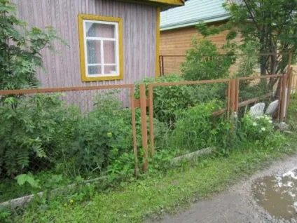 Який паркан краще і дешевше, з чого оптимальніше робити огорожу своїми руками інструкція, фото і