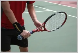 Як правильно тримати ракетку хватка ракетки для ударів справа, зліва, і виконання подачі, (хватка) Як правильно тримати ракетку хватка ракетки для ударів справа, зліва, і виконання подачі,
