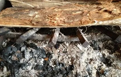 Як правильно розпалити камін