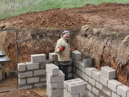 Як побудувати зимівник або бджоляник в сибіру своїми руками (зимівник) Як побудувати зимівник або бджоляник в сибіру своїми руками