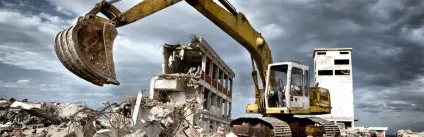 Як правильно зносити будівлі