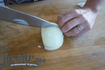 Як різати цибулю кубиком