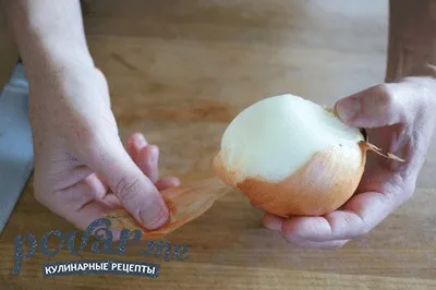 Як різати цибулю кубиком