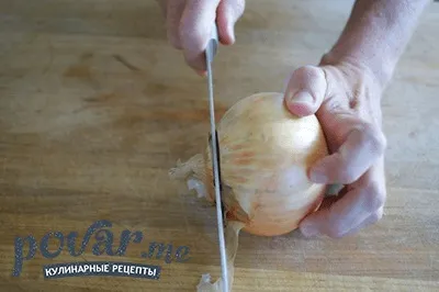 Як різати цибулю кубиком
