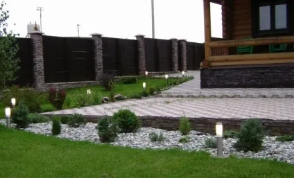 Освітлення дачної ділянки