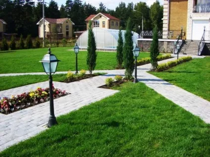Освітлення дачної ділянки