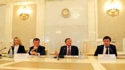 Сергій иванов ЦСКА потрібно попросити грошей у Гинера (попросити) Сергій иванов ЦСКА потрібно попросити грошей у Гинера