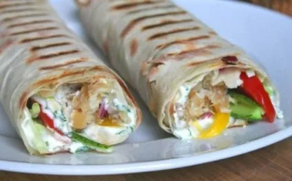 Шаурма по-домашньому - простий рецепт з куркою (шаурма) Шаурма по-домашньому - простий рецепт з куркою
