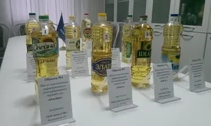 Як характеризується соняшникову олію склад, користь і шкода, способи застосування продукту і (соняшникова) Як характеризується соняшникову олію склад, користь і шкода, способи застосування продукту і