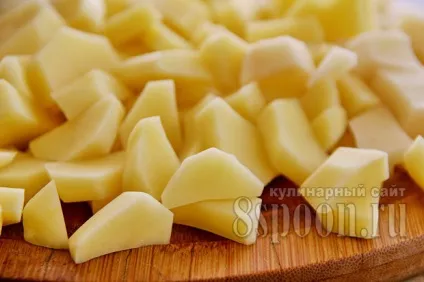 Картопля в духовці в горщиках з мисливськими ковбасками (картопля) Картопля в духовці в горщиках з мисливськими ковбасками