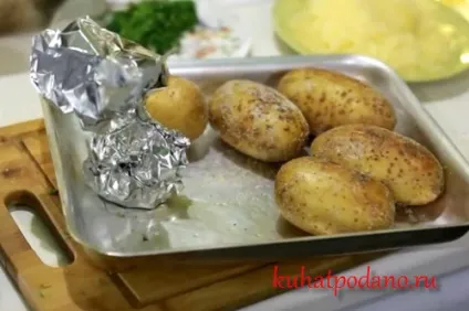 Картопля з начинкою запечений в духовці, їсти подано! Кулінарний блог (запечений) Картопля з начинкою запечений в духовці, їсти подано! кулінарний блог