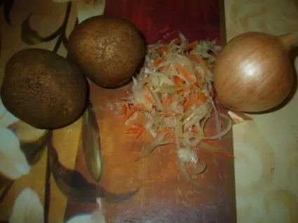Картопля, смажена з квашеною капустою (картопля) Картопля, смажена з квашеною капустою