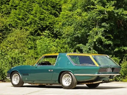 Shooting brake