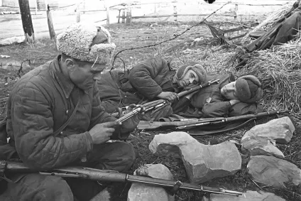 Коли гармати мовчать на війні (Німеччина 1945 року) Коли гармати мовчать на війні