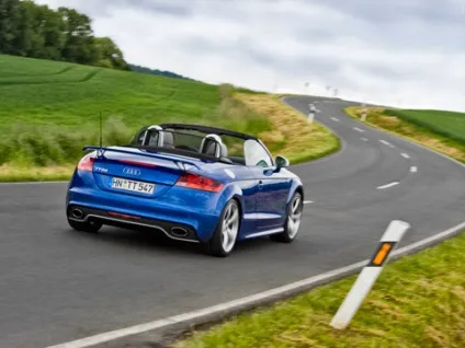 Кому призначена найшвидша версія audi tt rs (кому) Кому призначена найшвидша версія audi tt rs