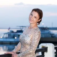 Крутити обруч - корисно або шкідливо, мітки жінка, думка, лікар (обруч) Крутити обруч - корисно або шкідливо, мітки жінка, думка, лікар