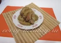 Курка, тушкована в сметані з овочами в мультиварці, рецепт (рецепт) Курка, тушкована в сметані з овочами в мультиварці, рецепт