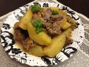 Куряча печінка з картоплею в духовці смачні рецепти (Інгредієнти Печінка Картопля) Куряча печінка з картоплею в духовці смачні рецепти