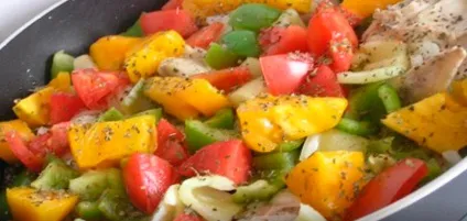 Куряче філе з картоплею у фользі (філе) Куряче філе з картоплею у фользі