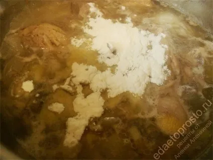 Курка з грибами