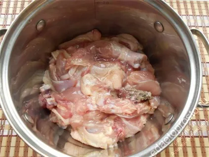 Курка з грибами