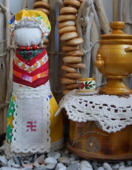 Лялька-наречена на вдале заміжжя, сторінка заходу (внутрішньої тиші зосередженості) Лялька-наречена на вдале заміжжя, сторінка заходу