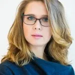 Макіяж для тих, хто носить окуляри 1 (носить) Макіяж для тих, хто носить окуляри 1