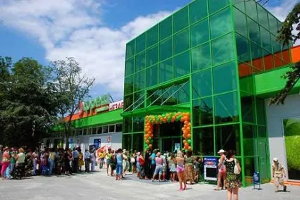 Магазини в Євпаторії