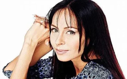 Марина Хлєбнікова змінилася до невпізнання (знаменитості до і після) Марина Хлєбнікова змінилася до невпізнання