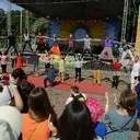 Ми живемо, як можемо, а вони - як ми допоможемо »(допоможемо) Ми живемо, як можемо, а вони - як ми допоможемо »
