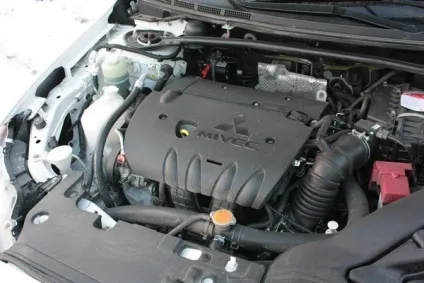 Mitsubishi lancer sportback - потомствений кар'єрист - тест-драйв - (японія) Mitsubishi lancer sportback - потомствений кар'єрист - тест-драйв -