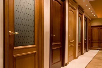 Міжкімнатні шпоновані двері - плюси і мінуси