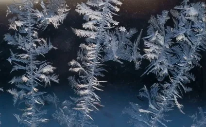 Морозні візерунки на склі (18 фото), природа (складаються) Морозні візерунки на склі (18 фото), природа