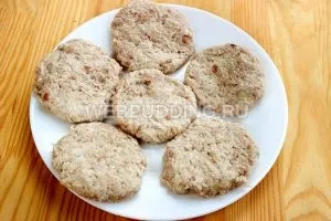 М'ясні зрази з грибами - рецепт з фото, як приготувати на (грибами) М'ясні зрази з грибами - рецепт з фото, як приготувати на