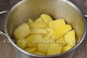Начинка для пиріжків з картоплею та грибами дуже смачна (смачна) Начинка для пиріжків з картоплею та грибами дуже смачна