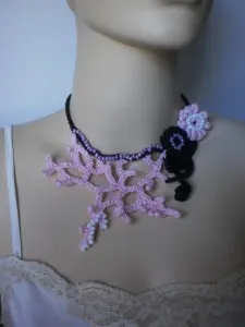 Незвичайні в'язані кольє і намиста гачком, nicehandmade - в'язання гачком для будинку (намиста) Незвичайні в'язані кольє і намиста гачком, nicehandmade - в'язання гачком для будинку
