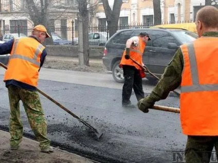Особливості асфальтування доріг види і типи асфальтних покриттів (покриттів) Особливості асфальтування доріг види і типи асфальтних покриттів
