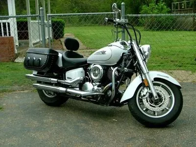 Відмінності drag star classic від custom