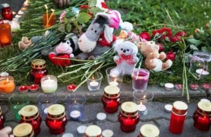 Озеро сліз як живуть сім'ї дітей, які загинули в Карелії (дітей) Озеро сліз як живуть сім'ї дітей, які загинули в Карелії